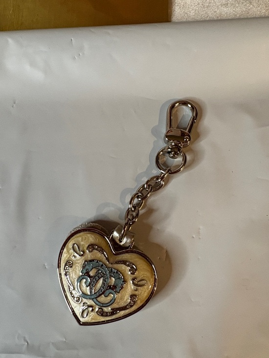 Sharif Accessories - Sharif 1827 Heart Mirror Keychain
Bag Charm w/ Box & Pouch